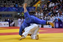 パリ五輪代表の柔道家、斉藤立選手を襲った「頸椎ヘルニア」と「脊柱管狭窄症」とは？